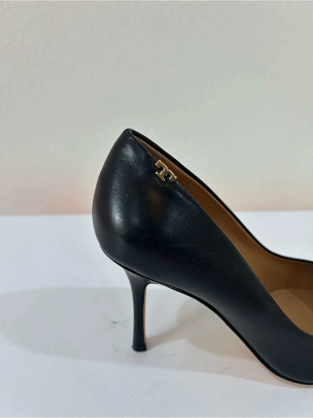 Tory Burch Penelope Heels Cap Toe Calfskin Leather Pumps with Heel Detail, Sz 8